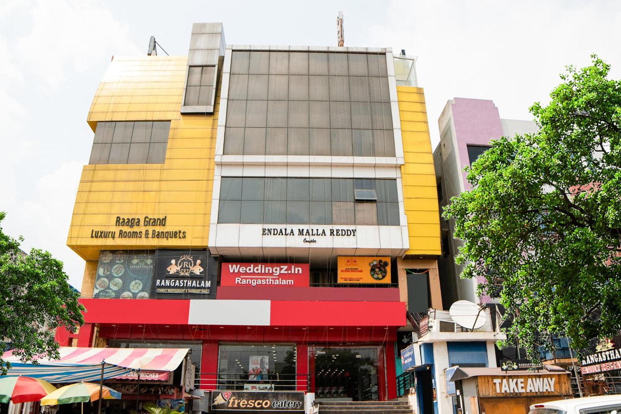 Hotel Super Capital O Raaga Grand Hyderabad Esterno foto